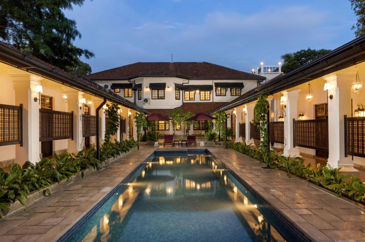 The Grand Walawwa Hotel Pinnawala  Bagian luar foto