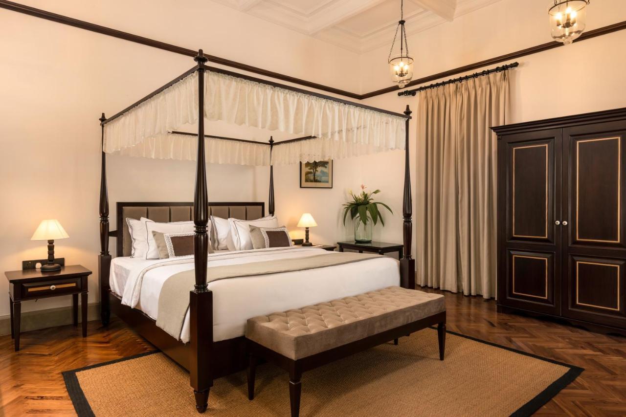 The Grand Walawwa Hotel Pinnawala  Bagian luar foto